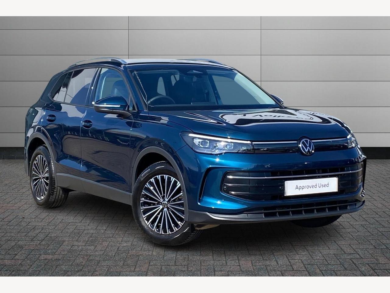 Main listing image - Volkswagen Tiguan