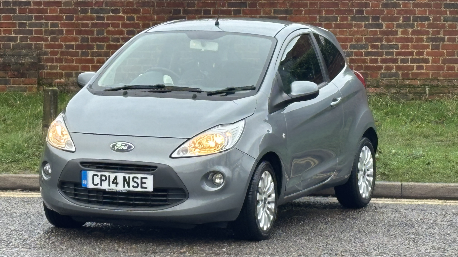 Main listing image - Ford Ka