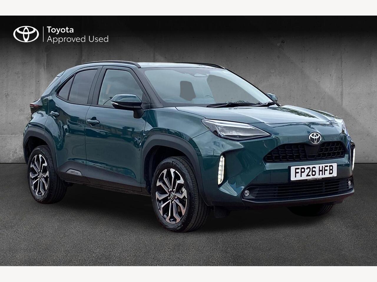Main listing image - Toyota Yaris Cross