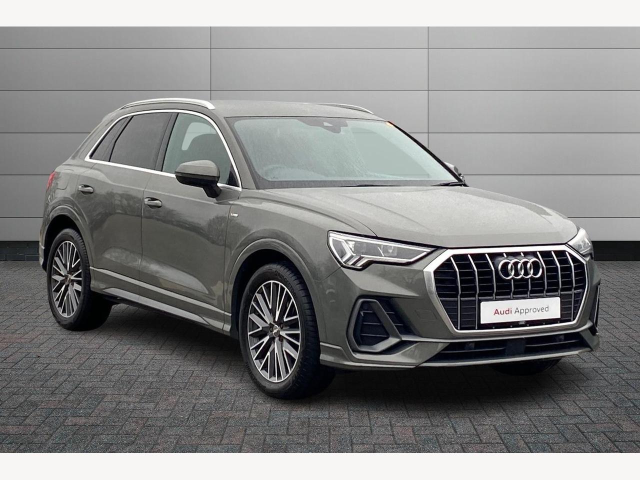 Main listing image - Audi Q3