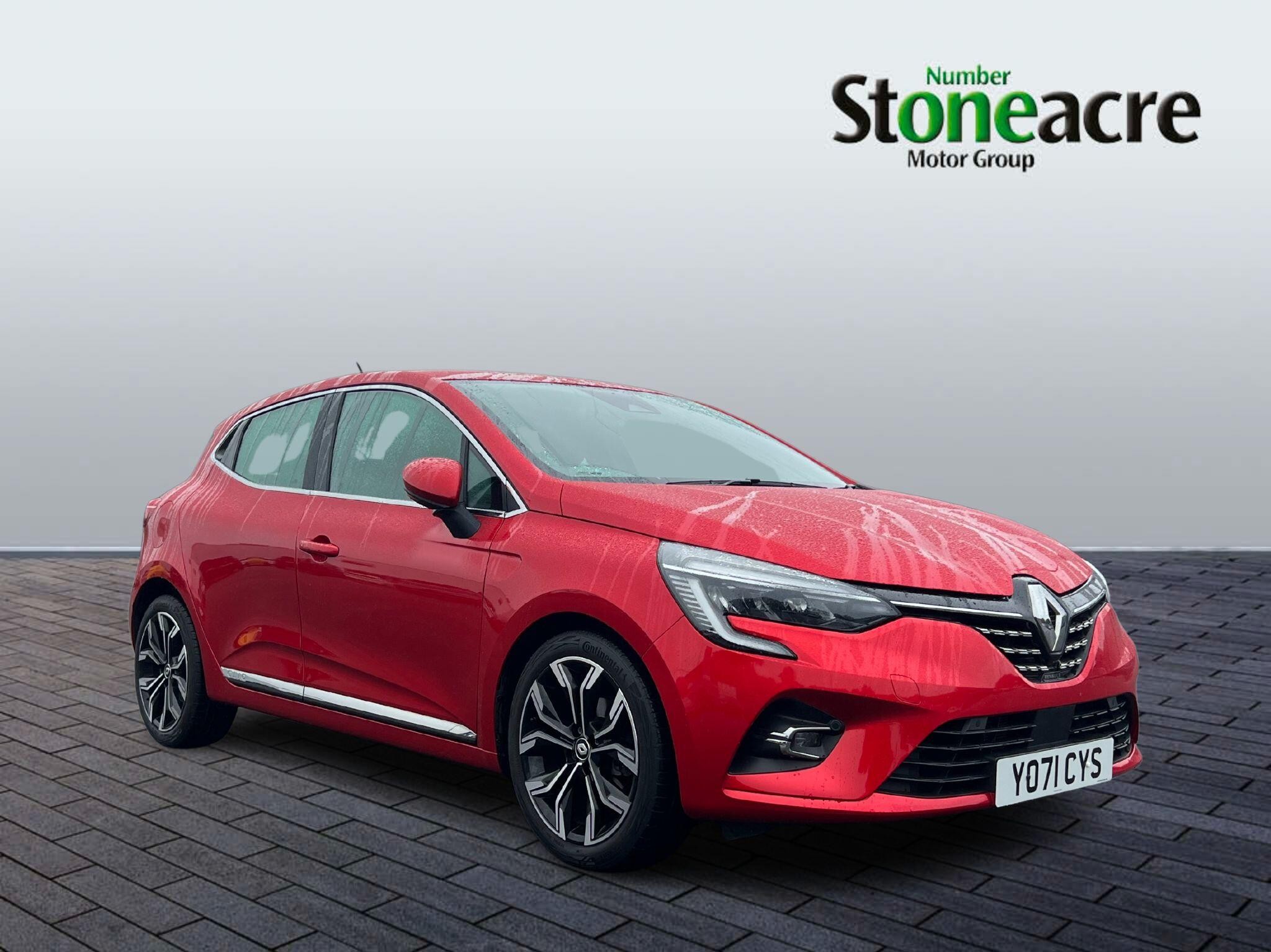 Main listing image - Renault Clio