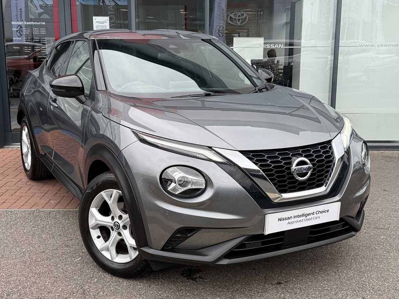 Main listing image - Nissan Juke