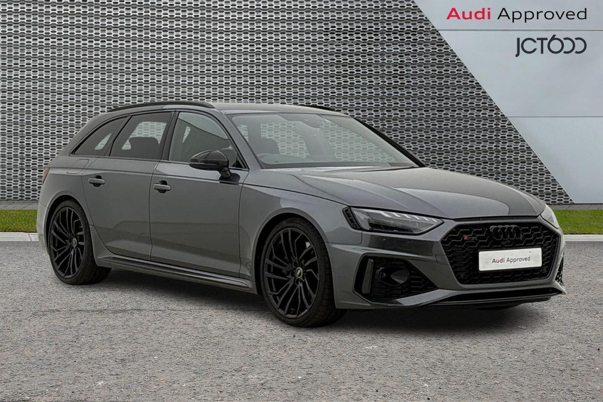 Main listing image - Audi RS4