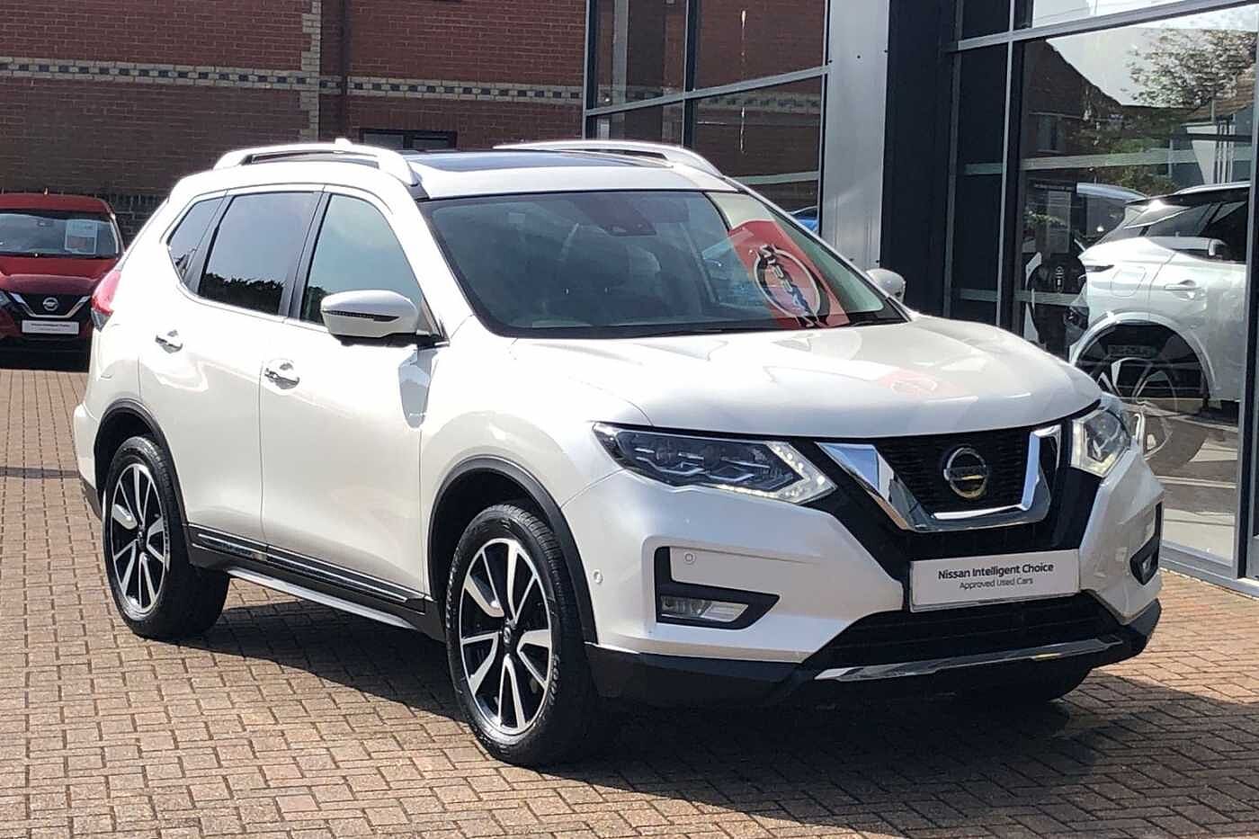 Main listing image - Nissan X-Trail