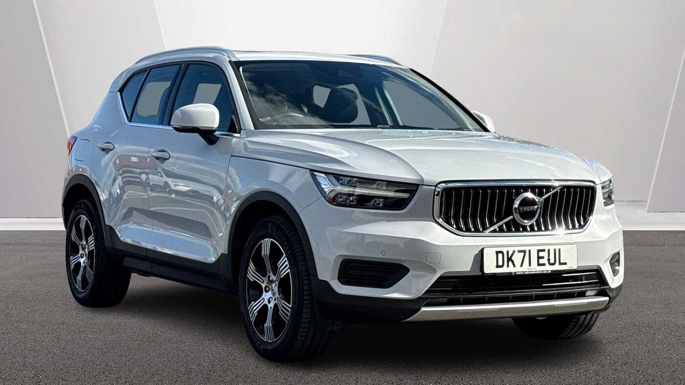 Main listing image - Volvo XC40