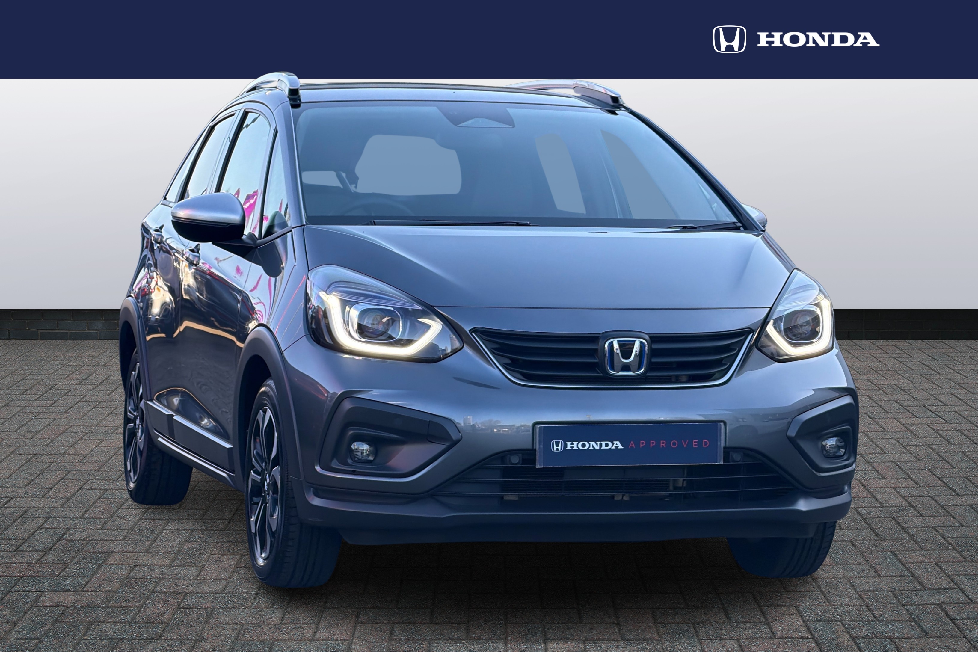 Main listing image - Honda Jazz Crosstar
