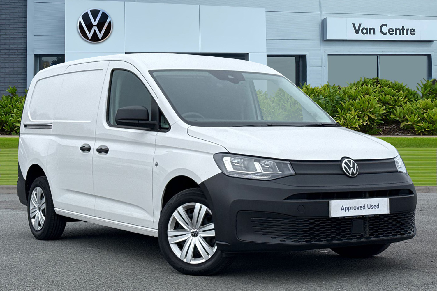 Main listing image - Volkswagen Caddy Maxi