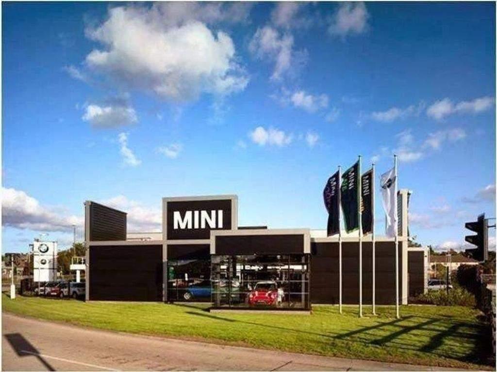 Main listing image - MINI Countryman