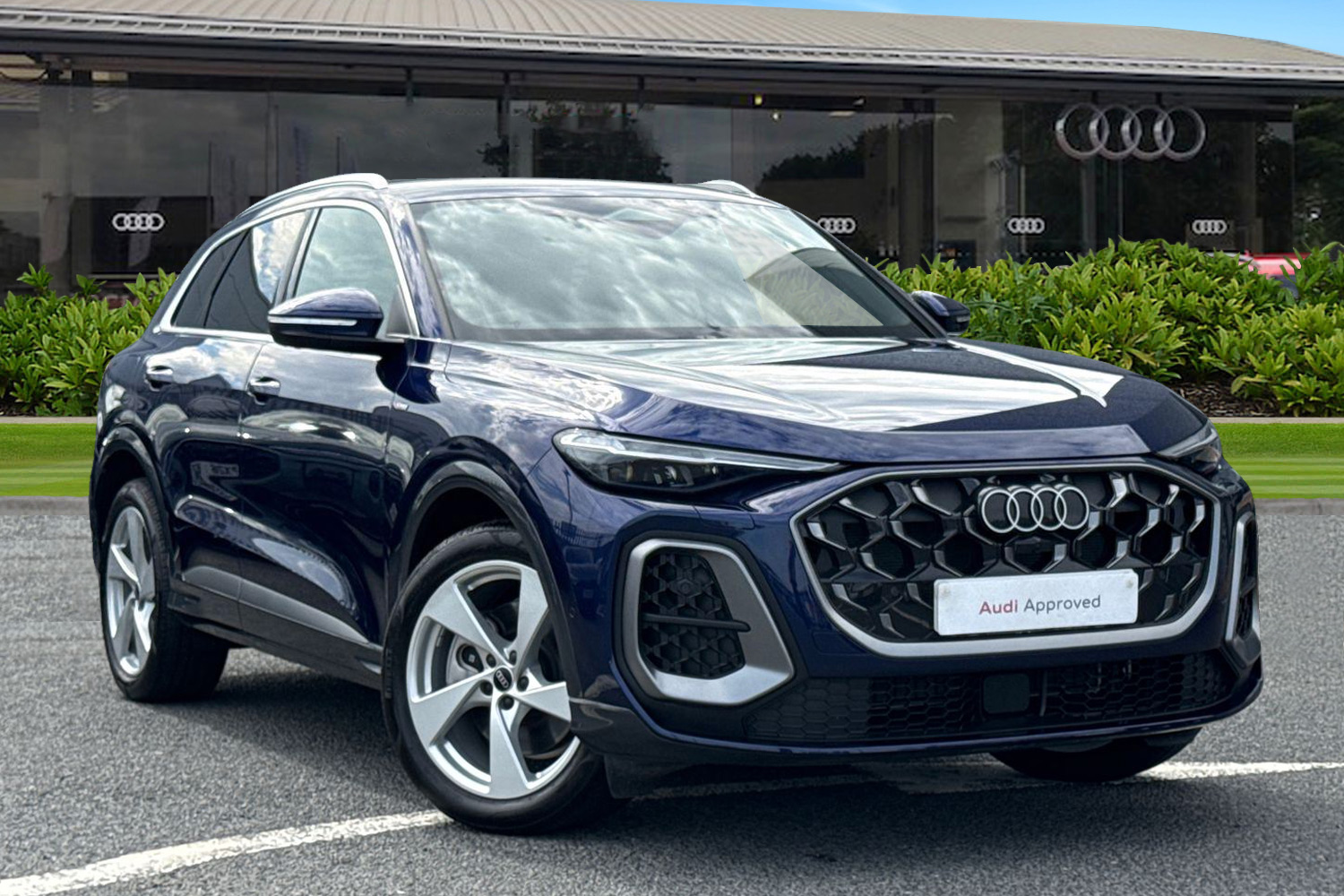 Main listing image - Audi Q5