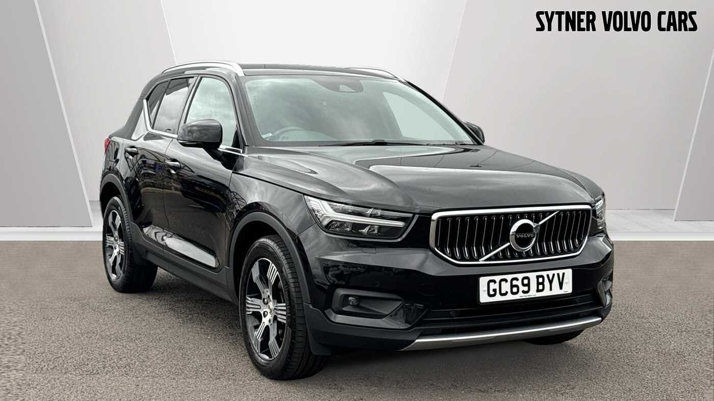 Main listing image - Volvo XC40