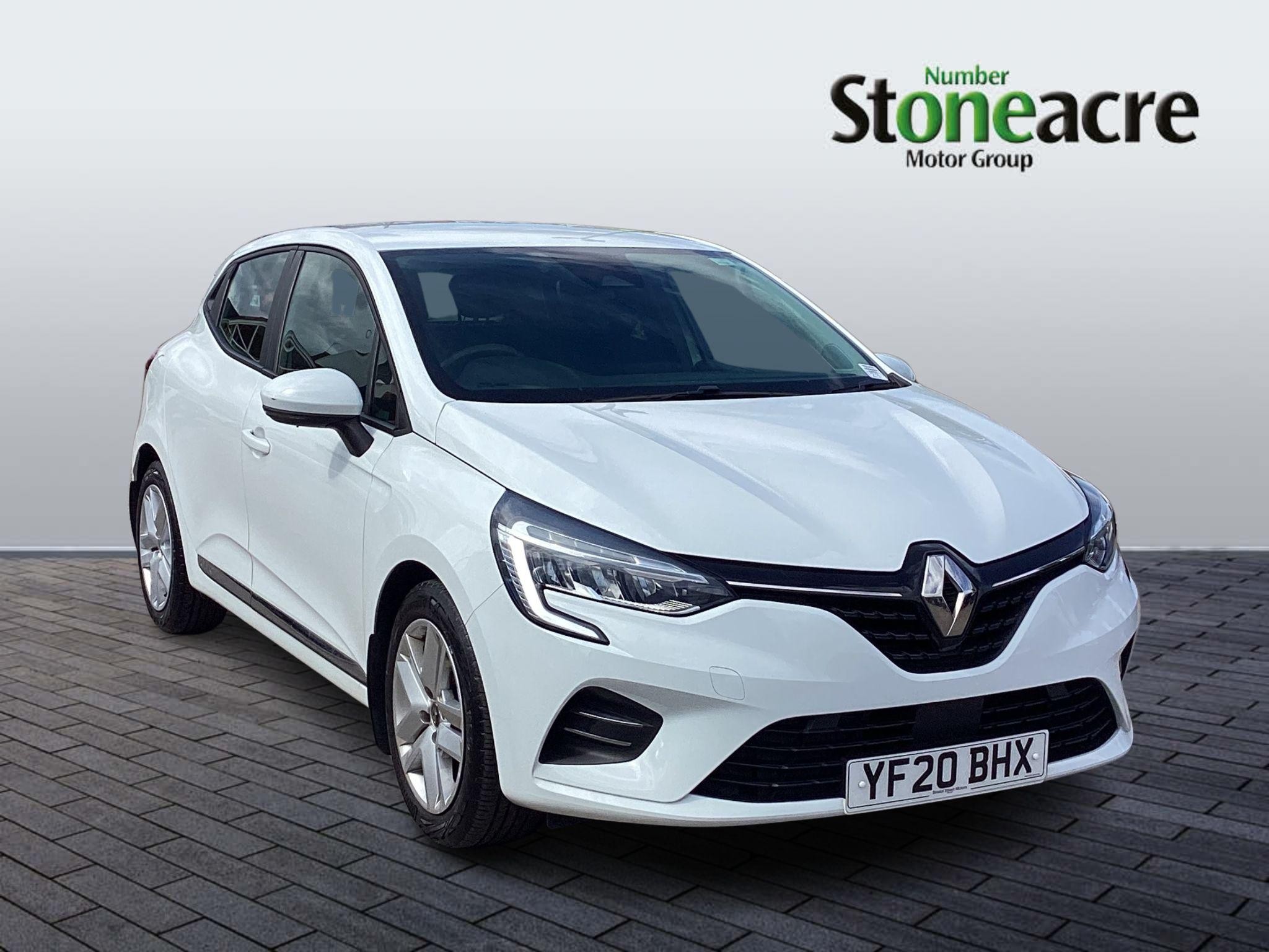 Main listing image - Renault Clio