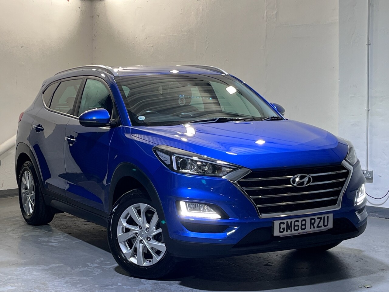 Main listing image - Hyundai Tucson