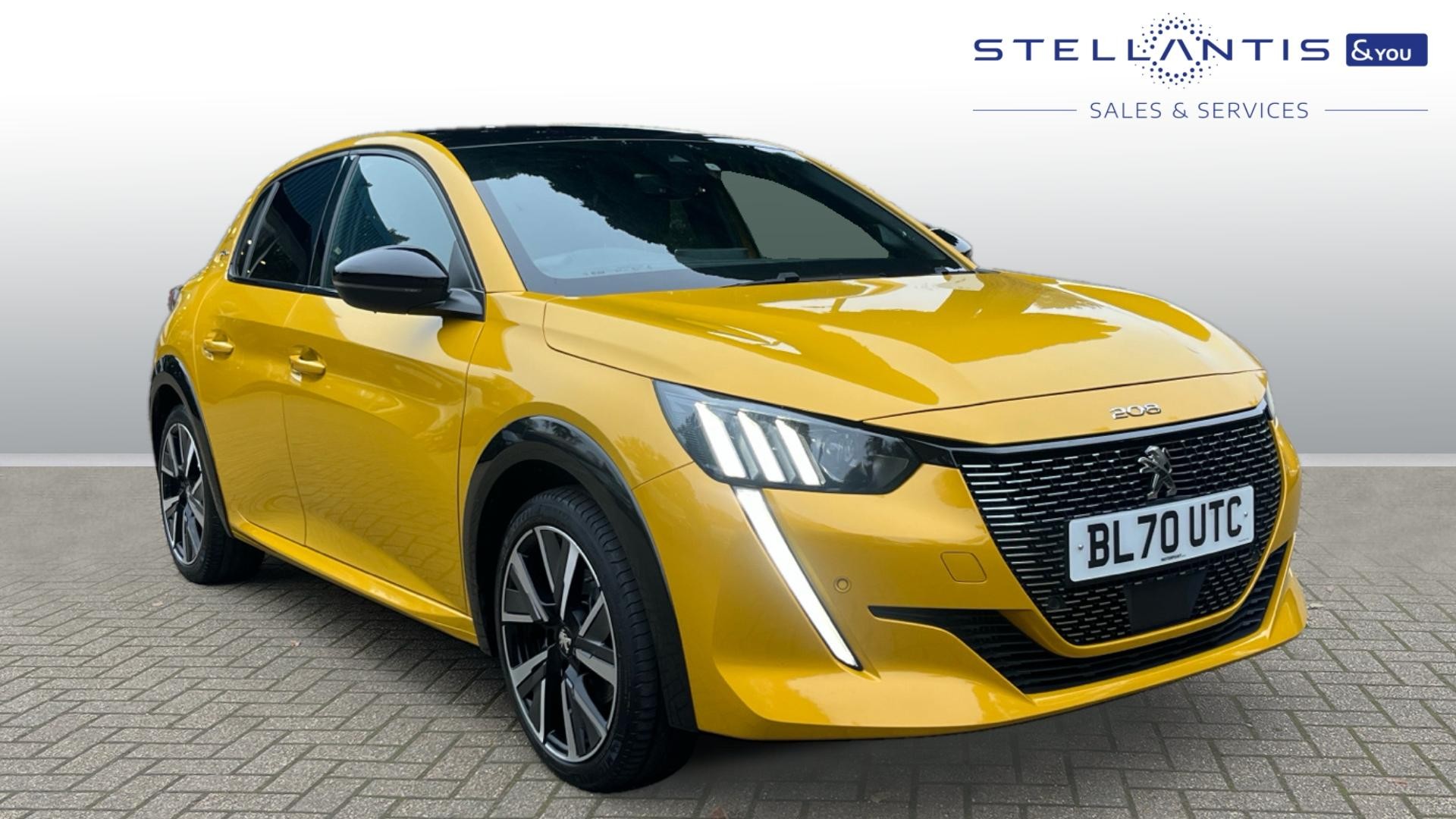 Main listing image - Peugeot 208