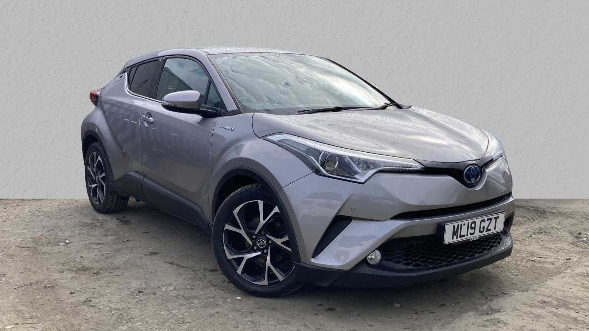 Main listing image - Toyota C-HR