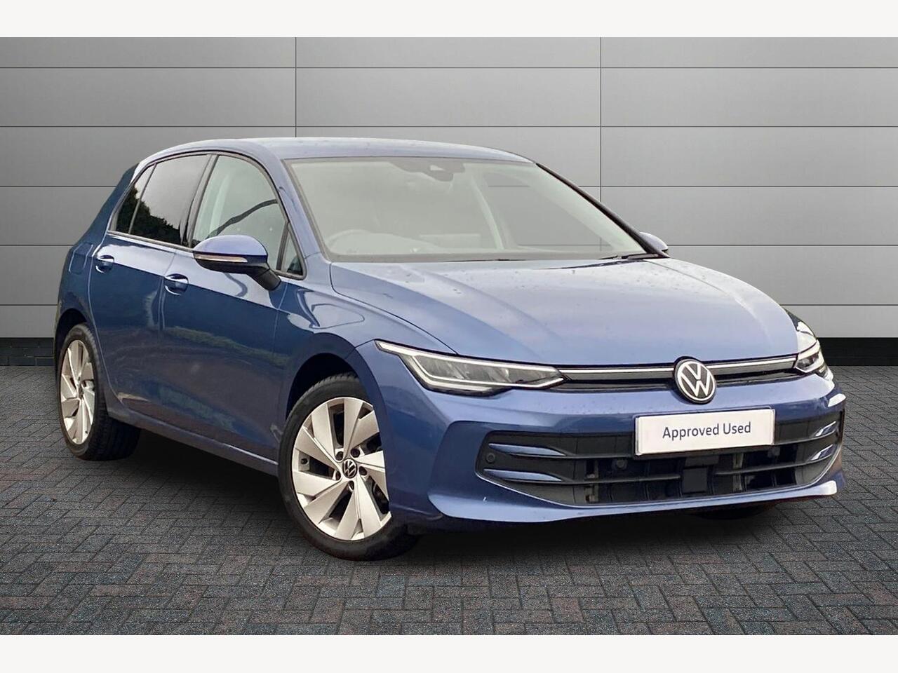 Main listing image - Volkswagen Golf