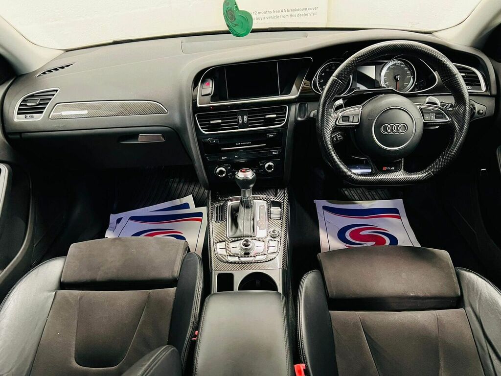 Main listing image - Audi RS4