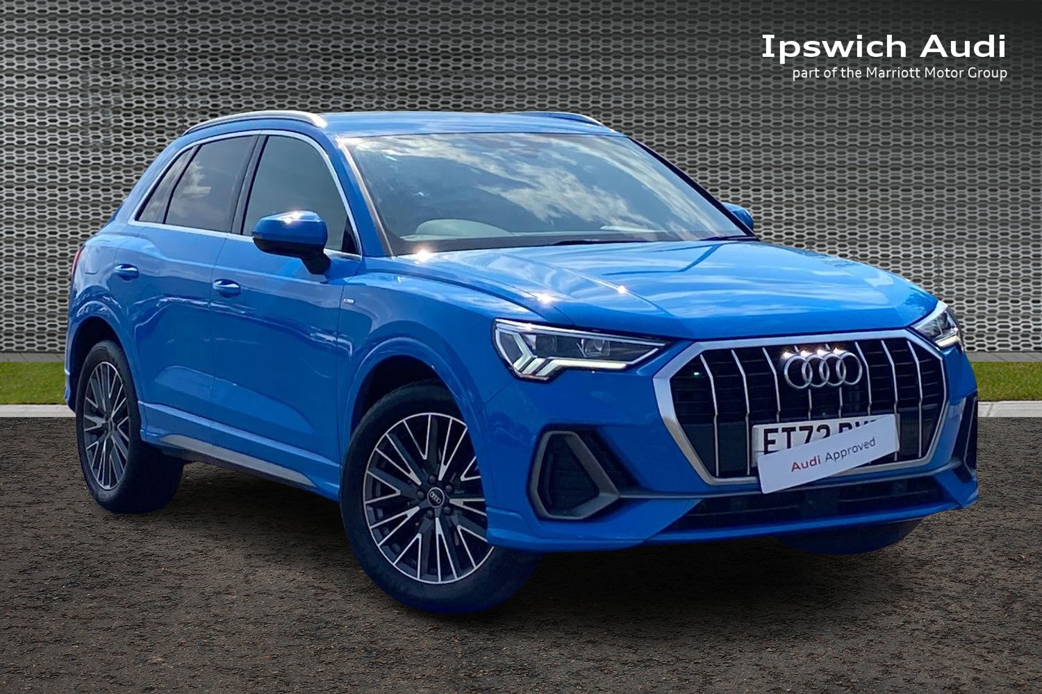 Main listing image - Audi Q3