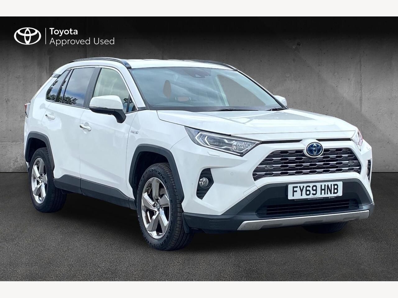 Main listing image - Toyota RAV4