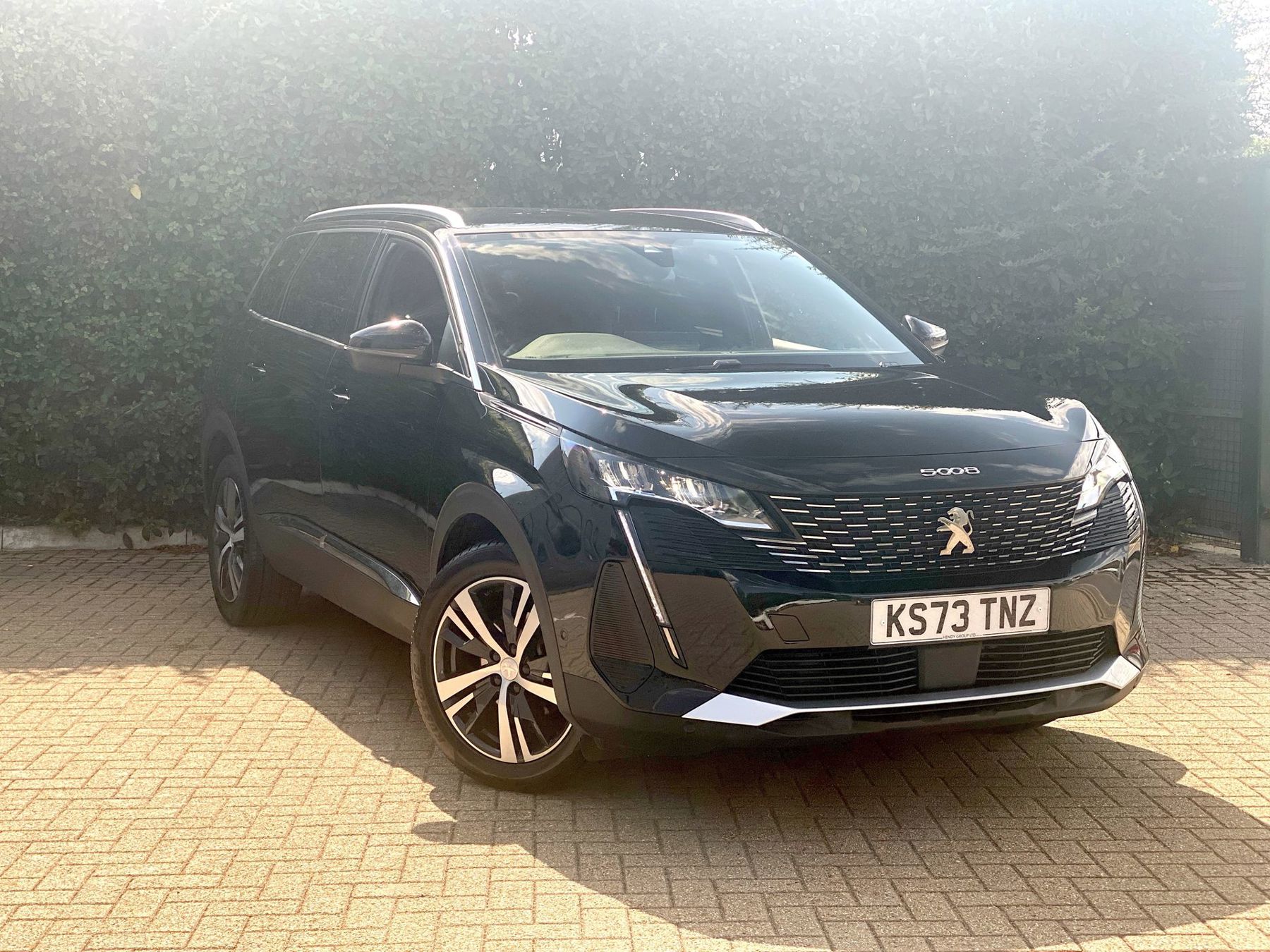 Main listing image - Peugeot 5008
