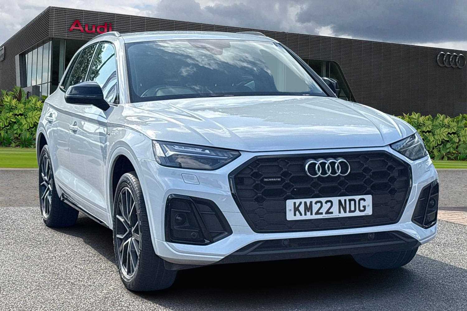 Main listing image - Audi Q5