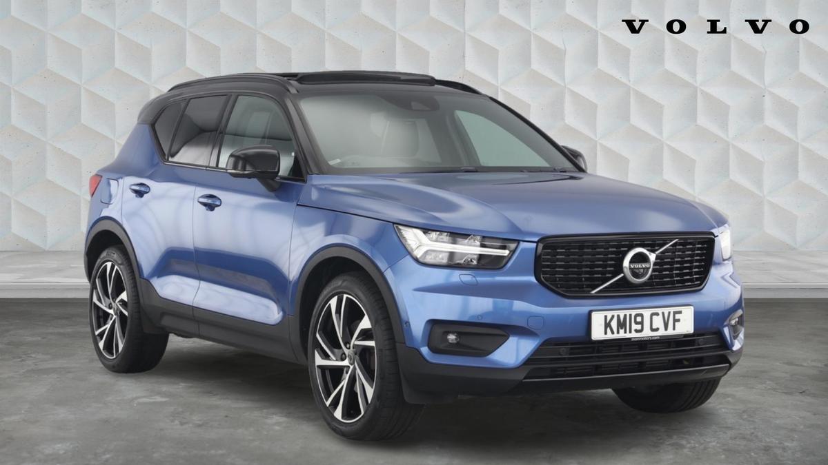 Main listing image - Volvo XC40