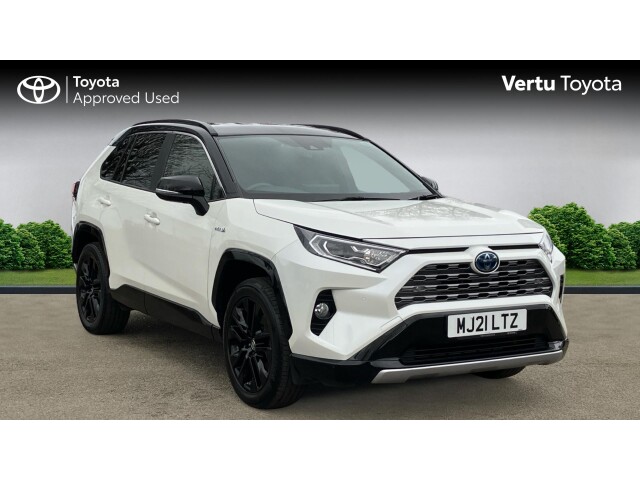 Main listing image - Toyota RAV4