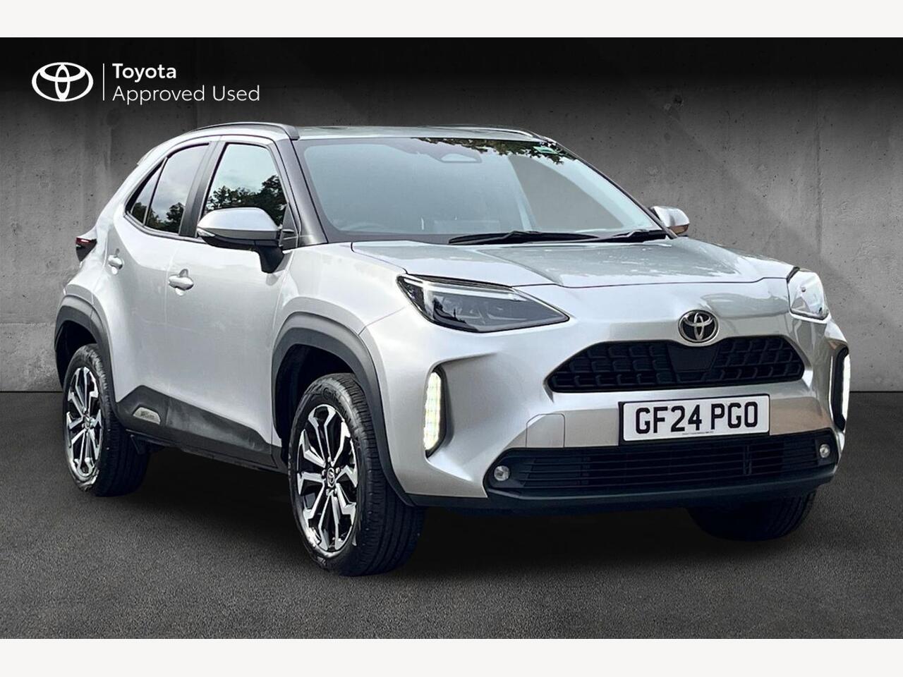 Main listing image - Toyota Yaris Cross