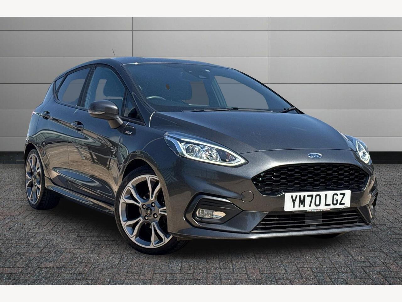 Main listing image - Ford Fiesta