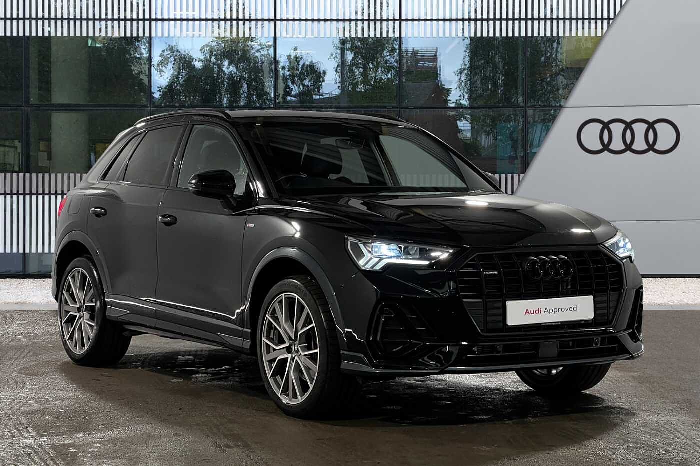 Main listing image - Audi Q3