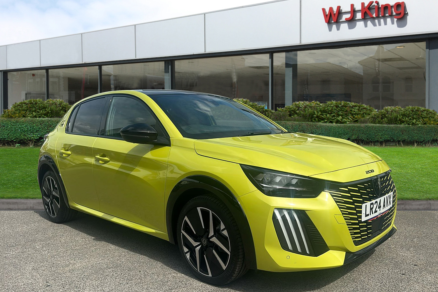 Main listing image - Peugeot 208