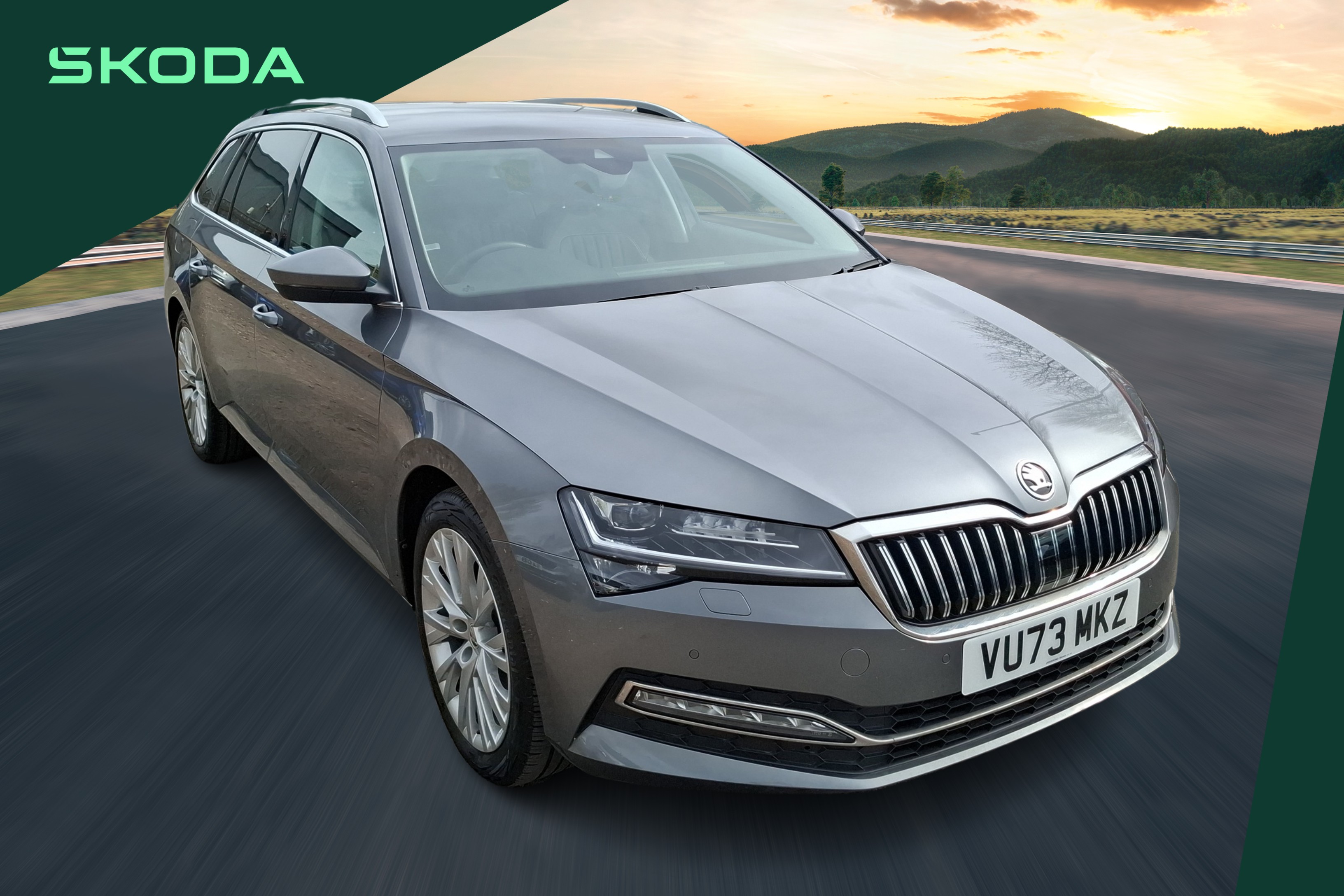 Main listing image - Skoda Superb Estate