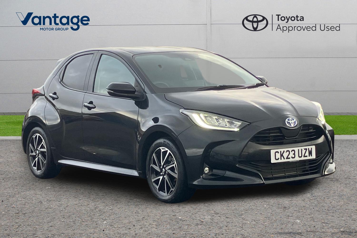 Main listing image - Toyota Yaris