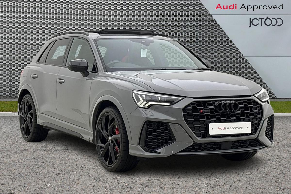 Main listing image - Audi RS Q3