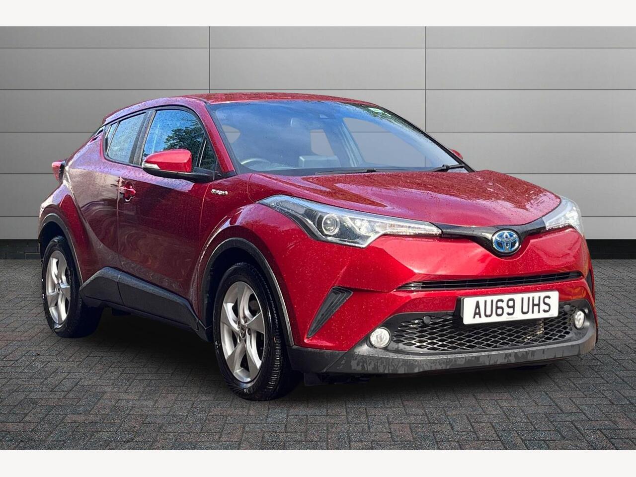Main listing image - Toyota C-HR