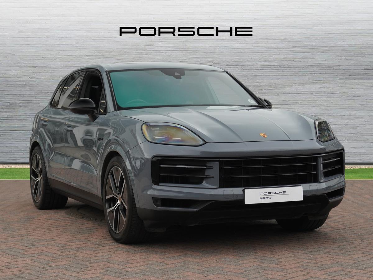 Main listing image - Porsche Cayenne