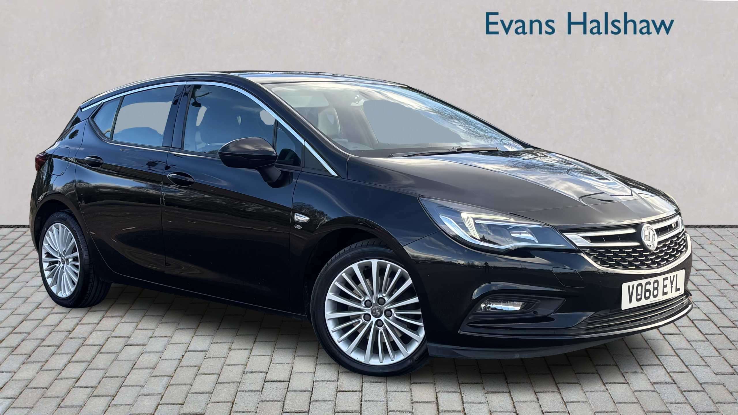 Main listing image - Vauxhall Astra