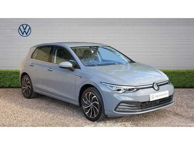 Main listing image - Volkswagen Golf