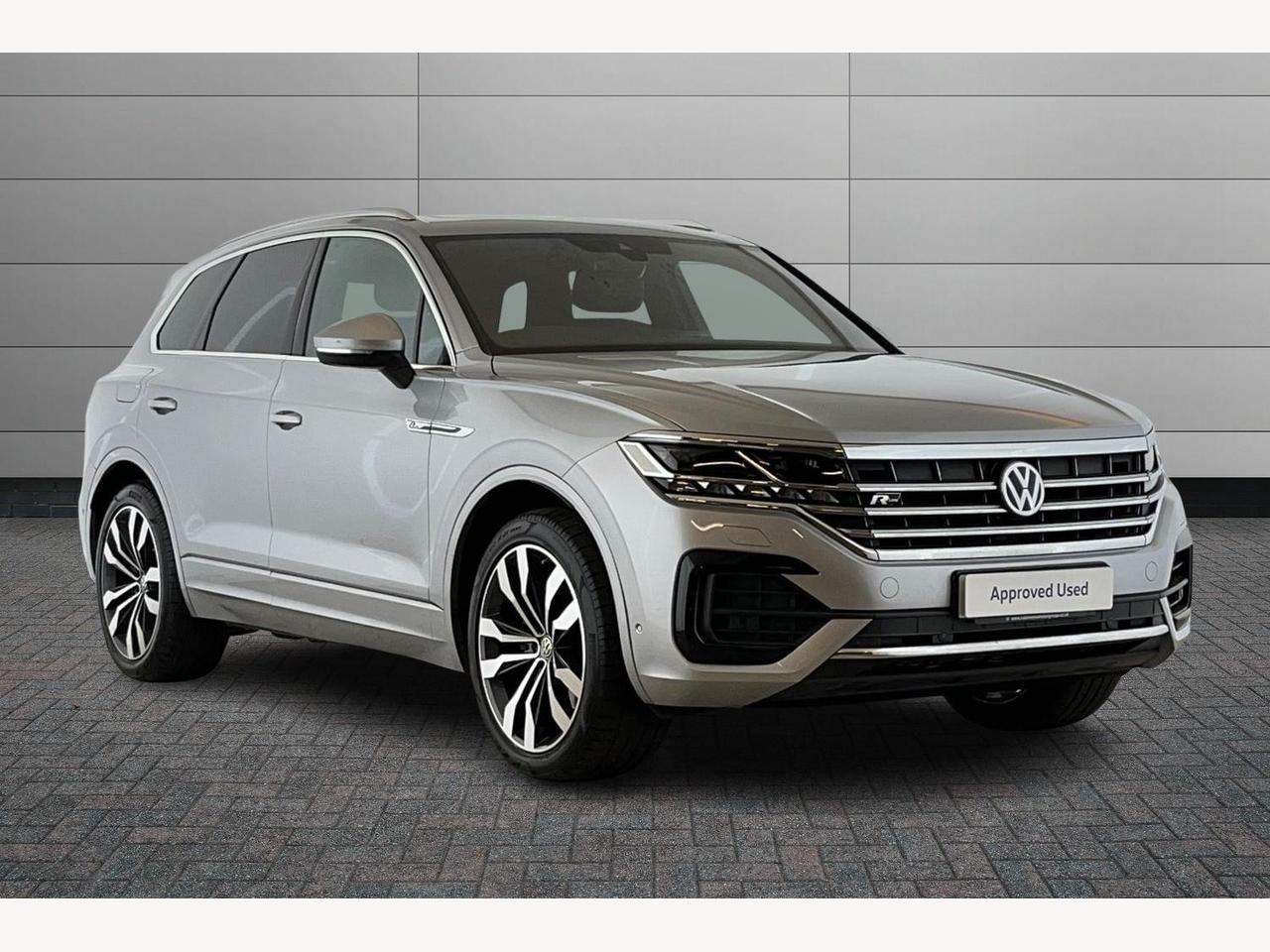 Main listing image - Volkswagen Touareg