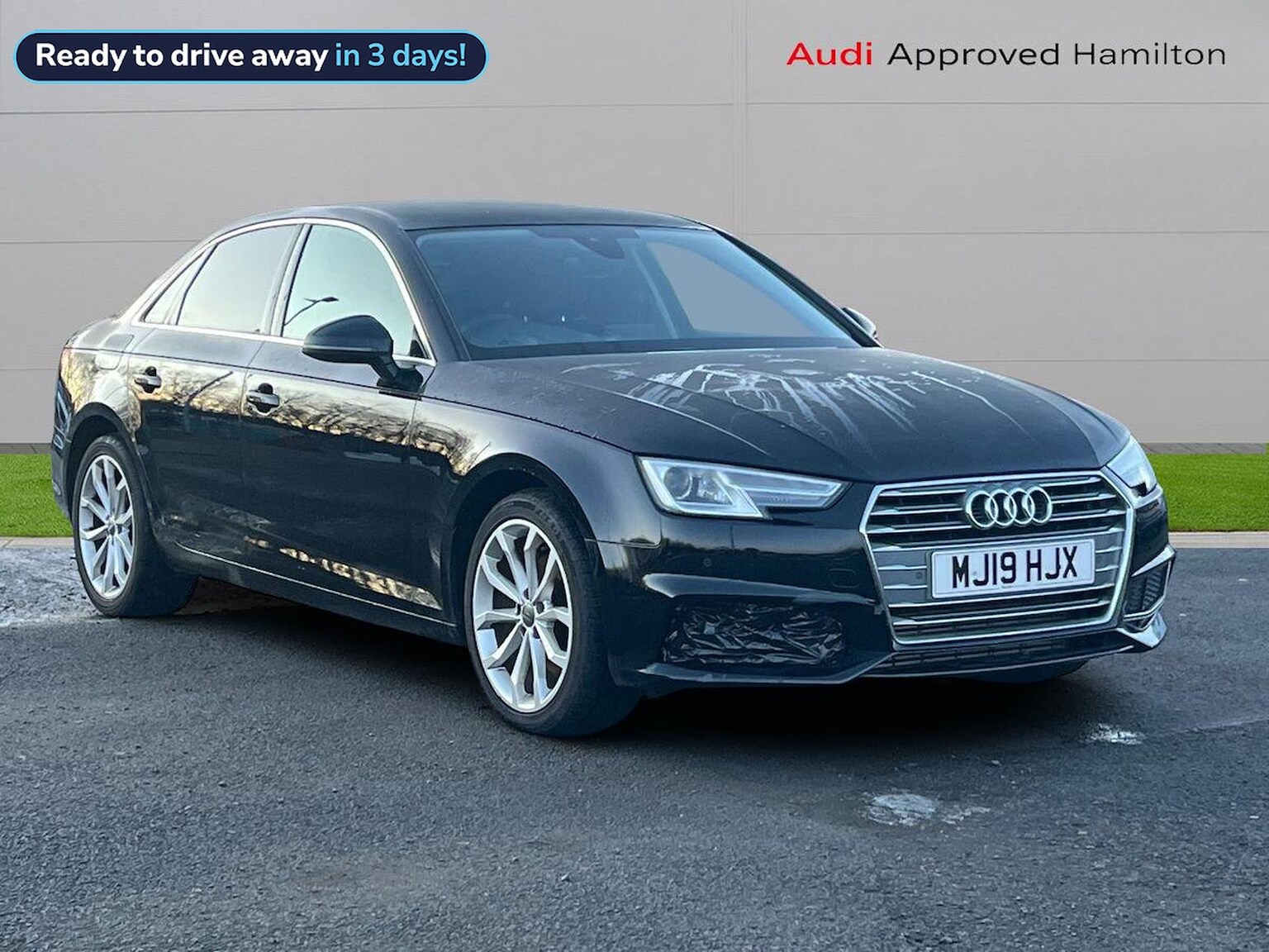 Main listing image - Audi A4