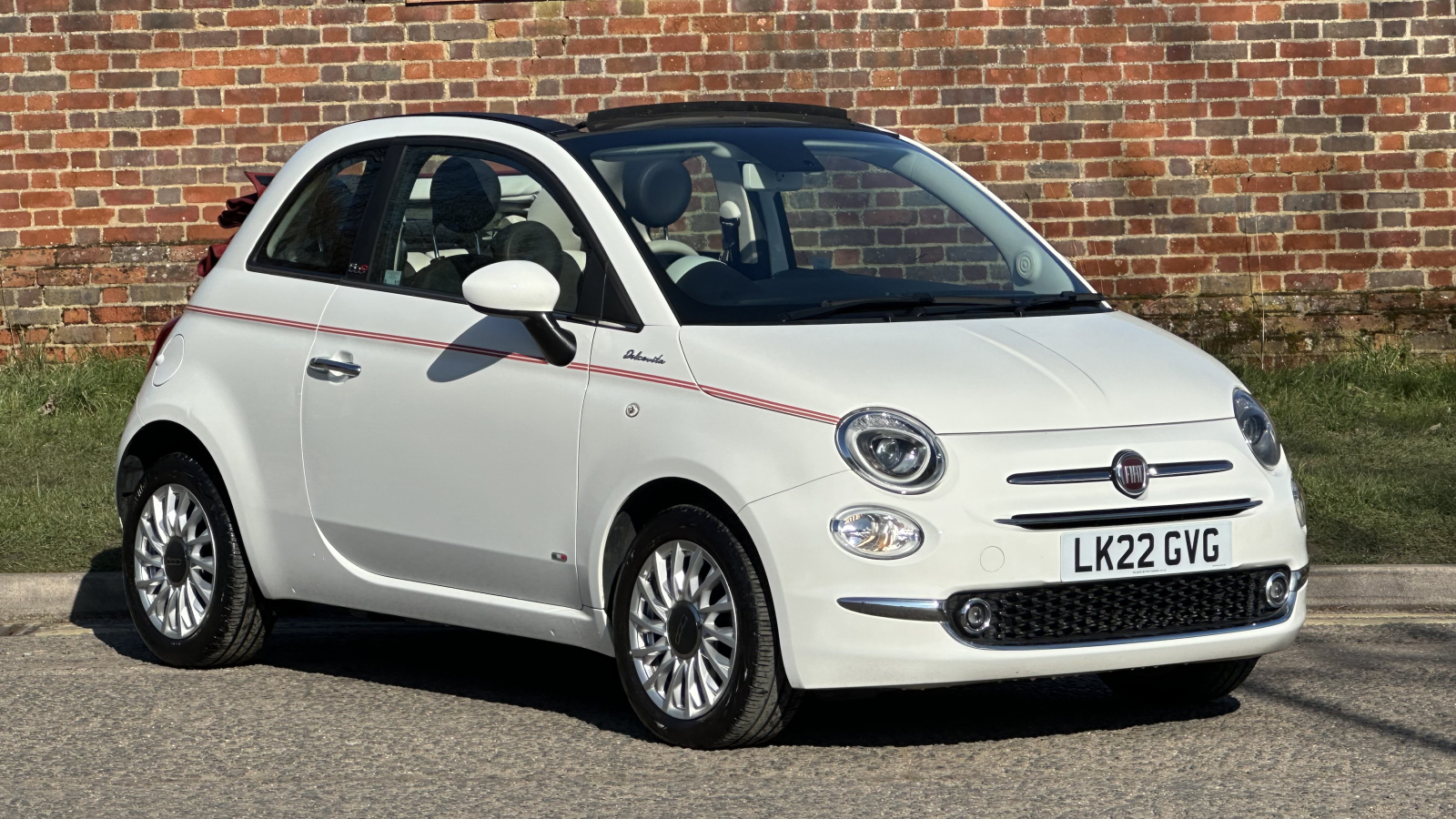 Main listing image - Fiat 500C