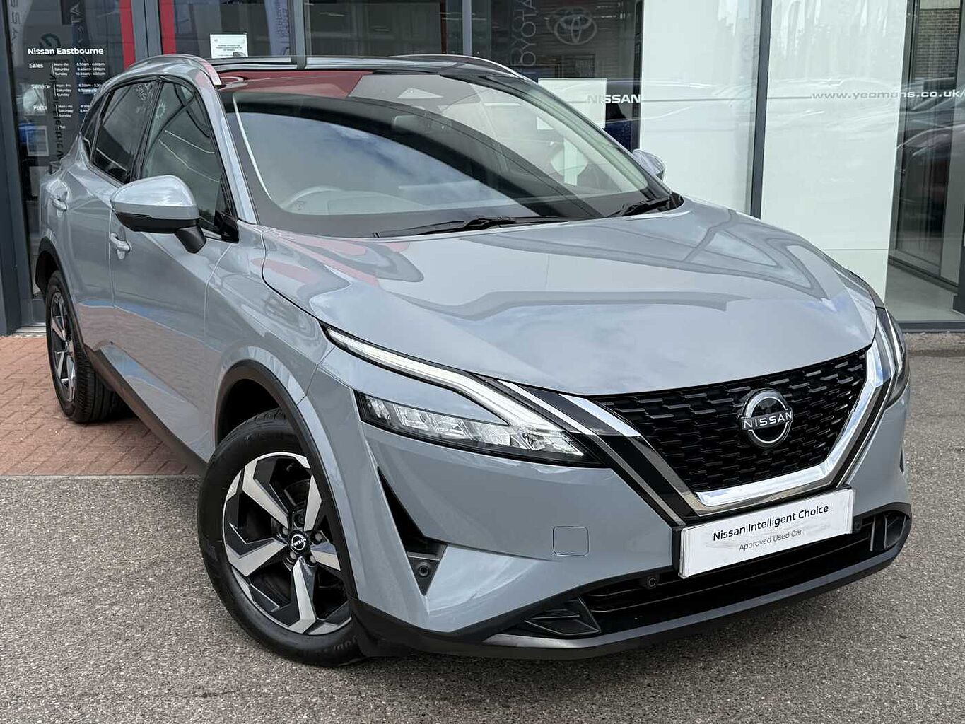 Main listing image - Nissan Qashqai