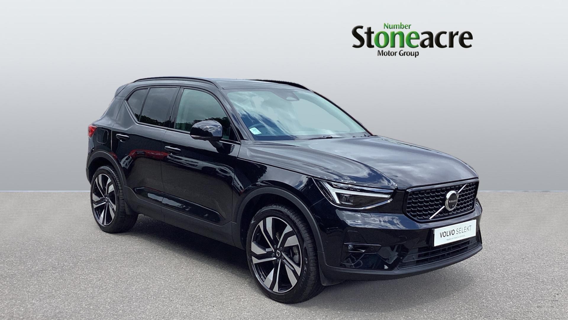 Main listing image - Volvo XC40