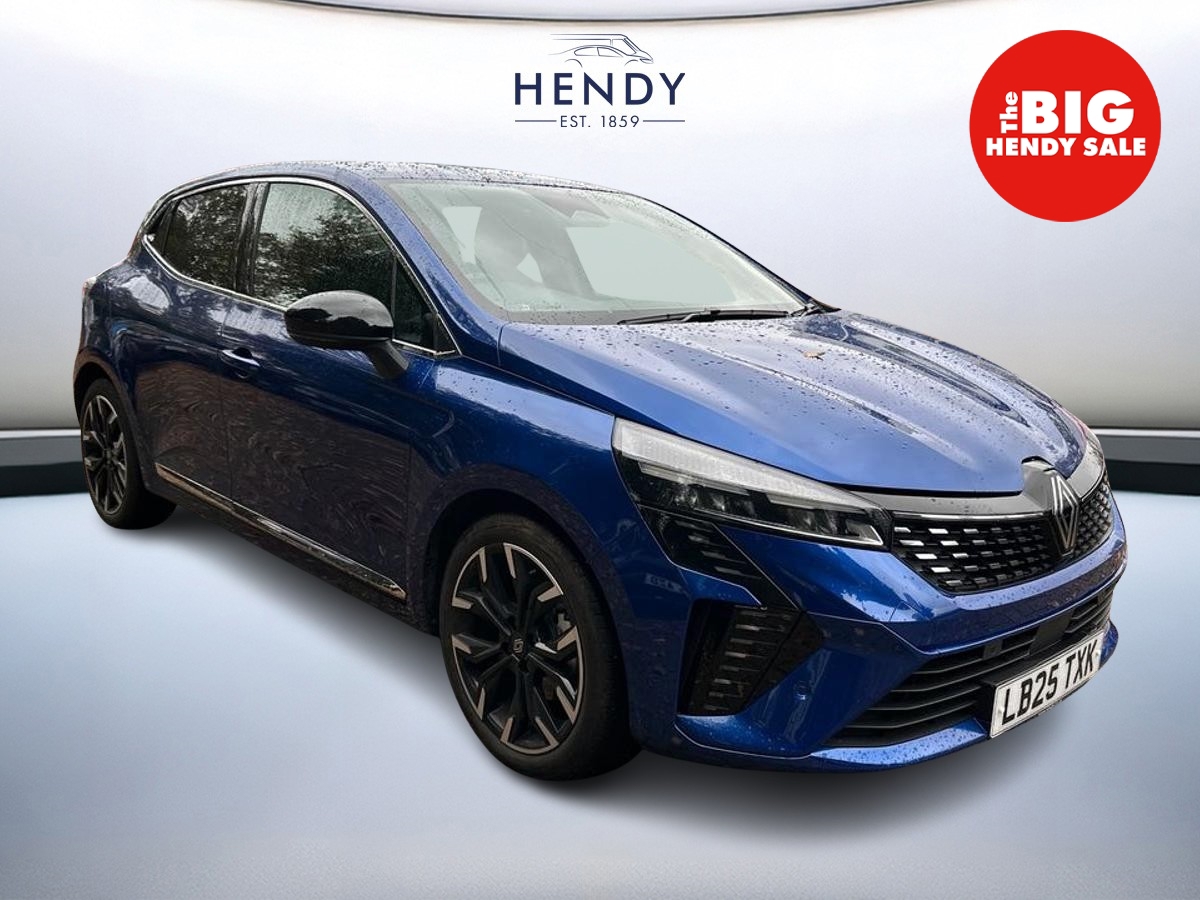 Main listing image - Renault Clio