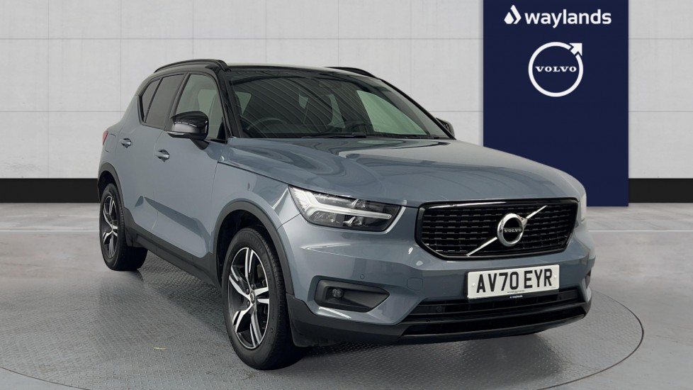 Main listing image - Volvo XC40