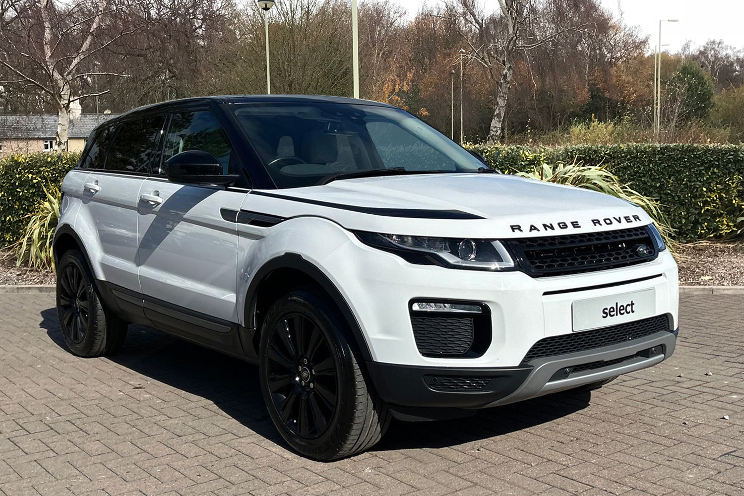 Main listing image - Land Rover Range Rover Evoque