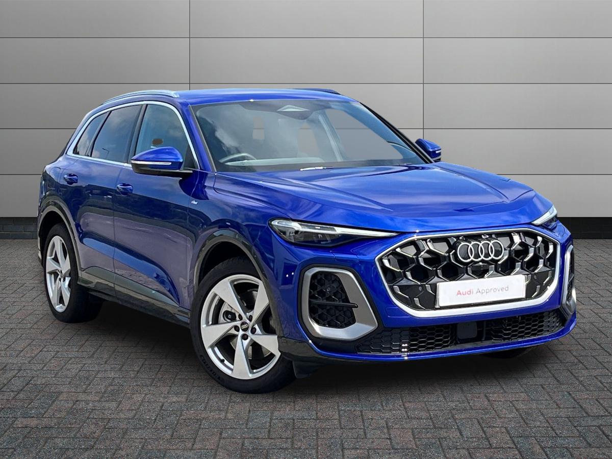Main listing image - Audi Q5