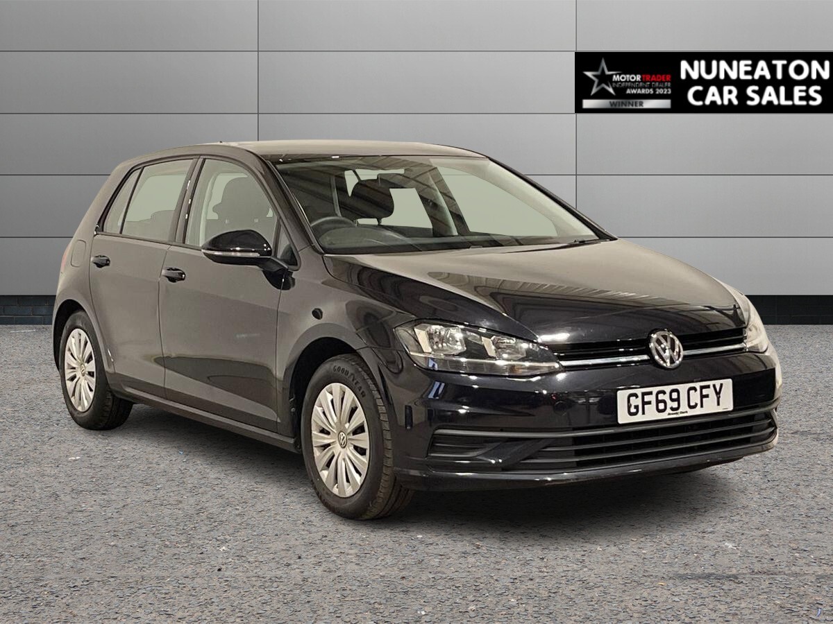 Main listing image - Volkswagen Golf