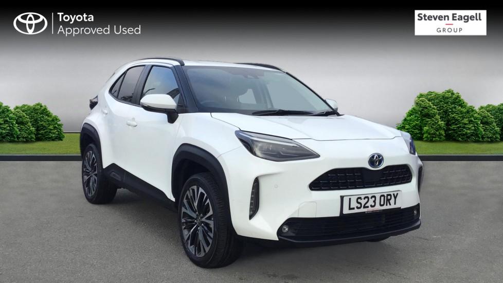 Main listing image - Toyota Yaris Cross