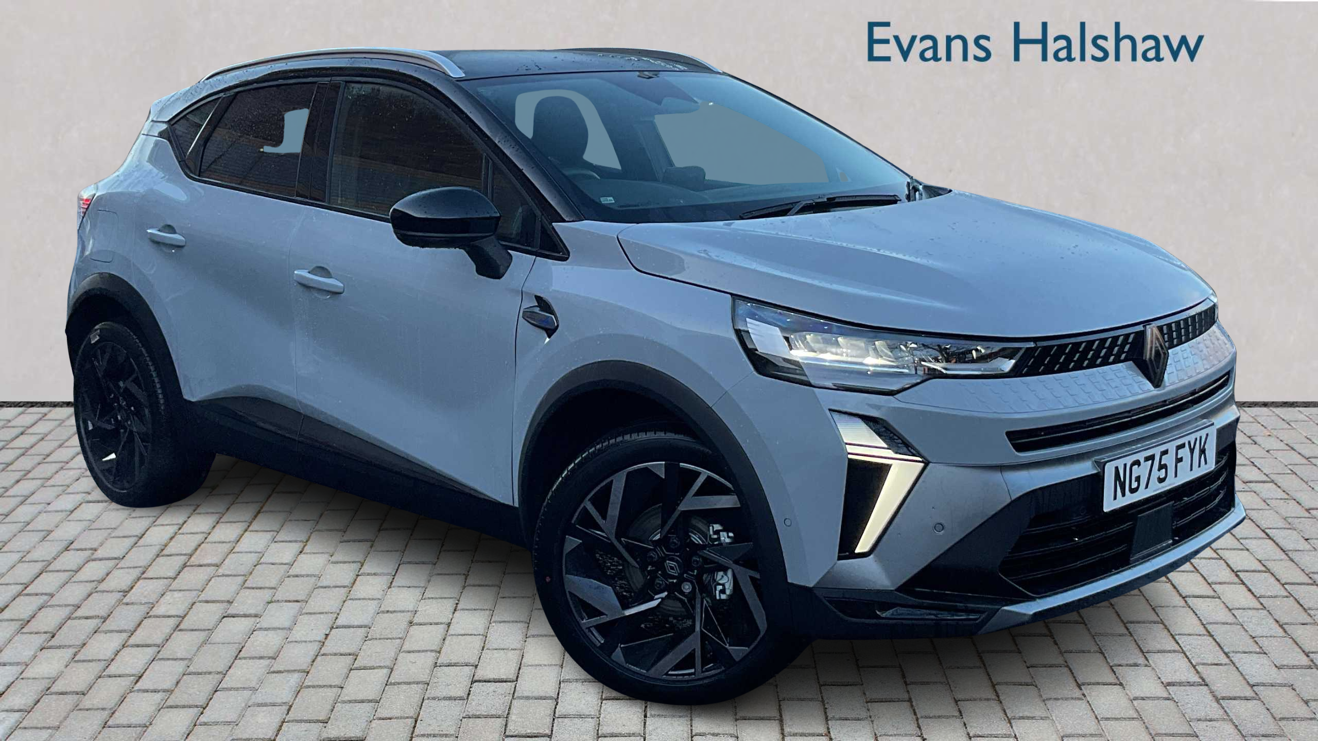 Main listing image - Renault 5