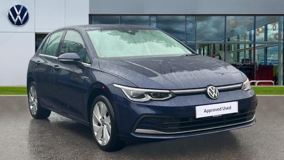 Main listing image - Volkswagen Golf